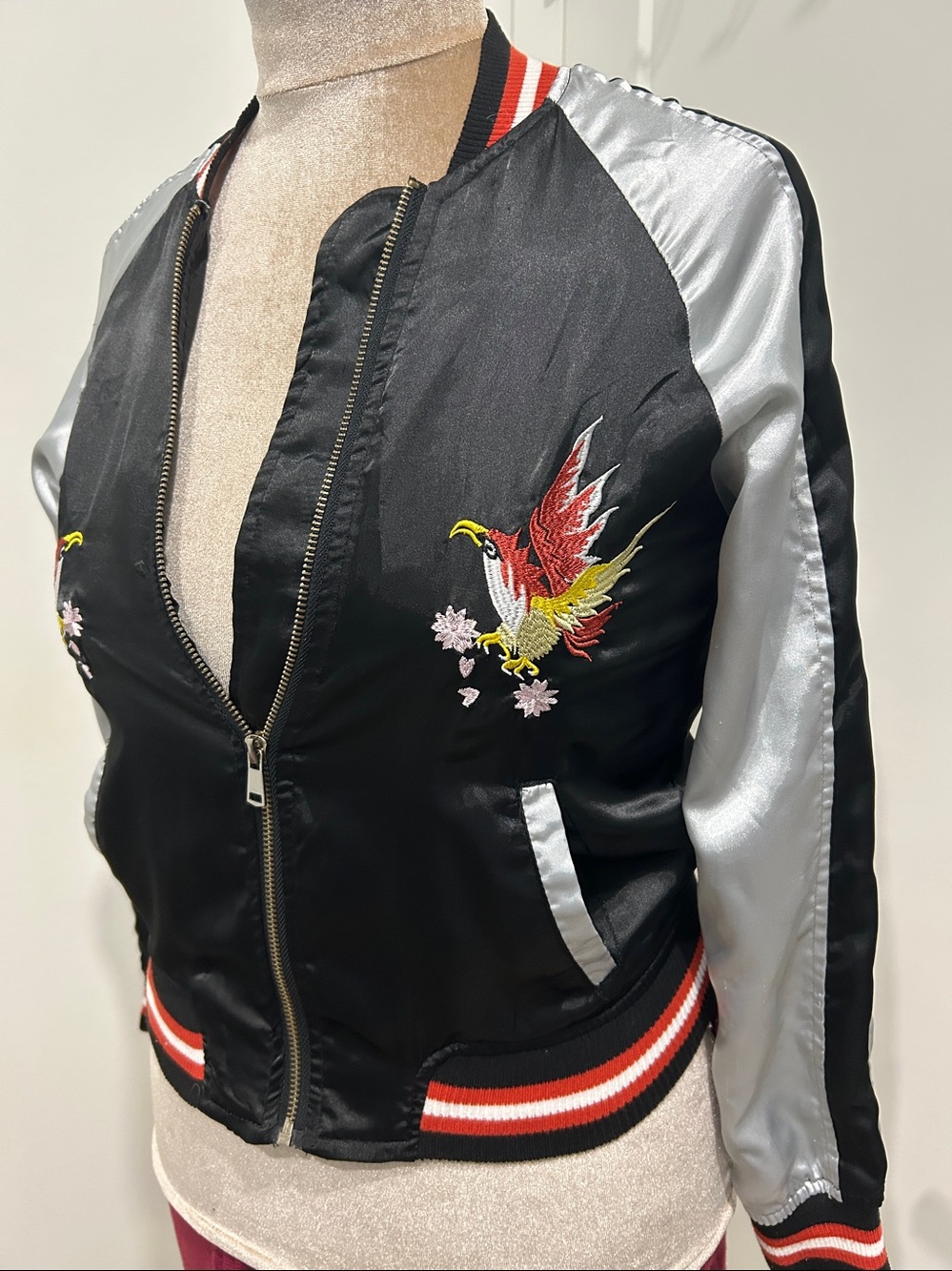 Y2K era Vintage Black Label Satin Sukajan Ebroidered Bomber Jacket |Size Medium - Picture 2 of 14